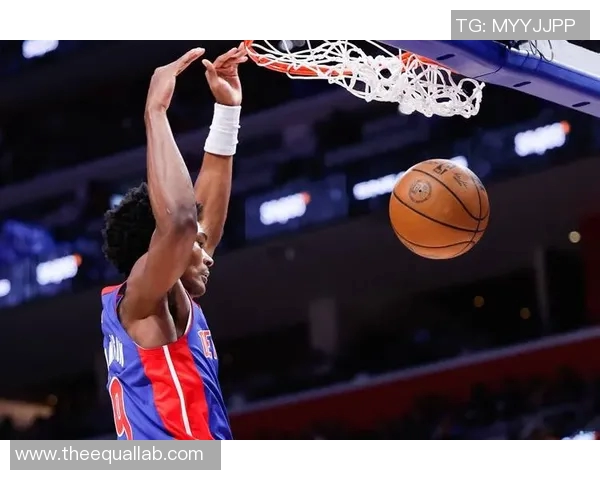 爵士队球员格伦·斯内尔成为季后赛表现亮点,球风像骑士队詹皇